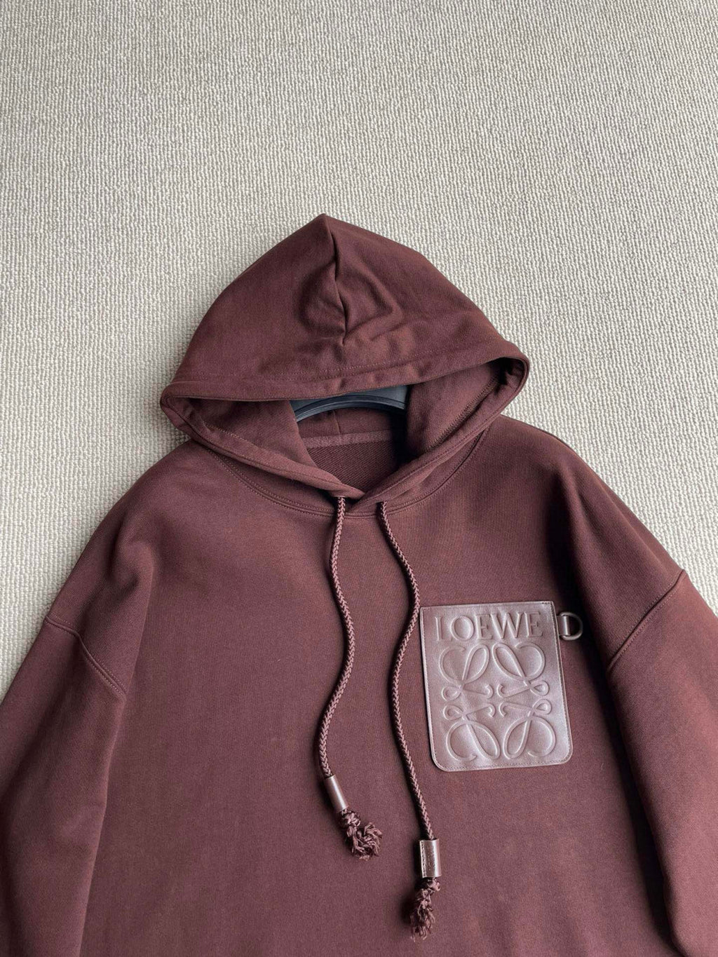 Men's Spring & Autumn Solid Color Logo Leather Label Drawstring Hooded Sweatshirt Pullover #98912