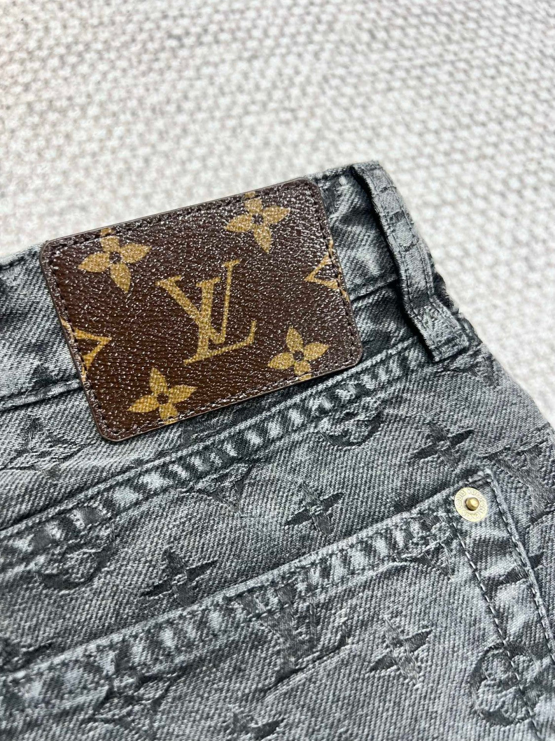 Women's Spring Autumn Solid Color Monogrammed Cameo Flared Cropped Jeans Pants #73921