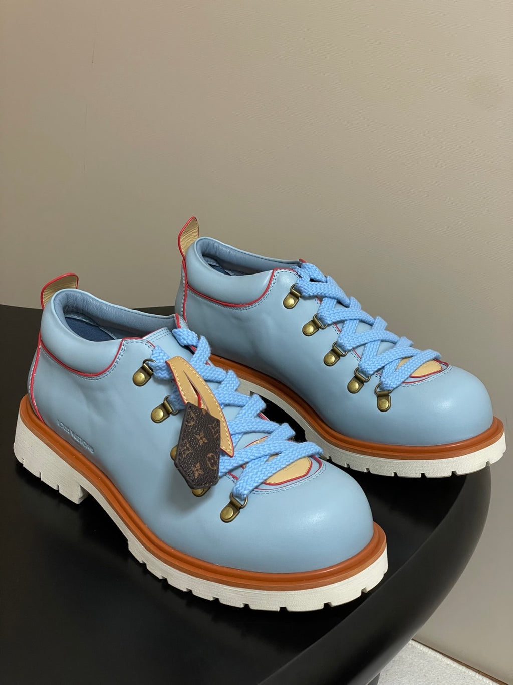 LV Remix Men's and Women's Summer Solid Color Cowhide Round Toe Lace-up Thick Sole Casual Shoes #77841