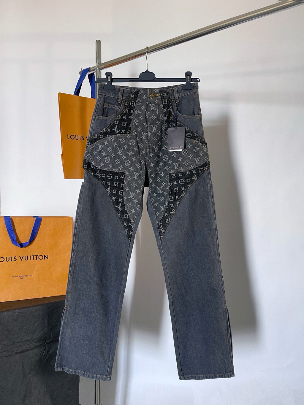 Monogram Flower Denim Pants Men's Black Logo Letter Print Irregular Fit Jeans #98869