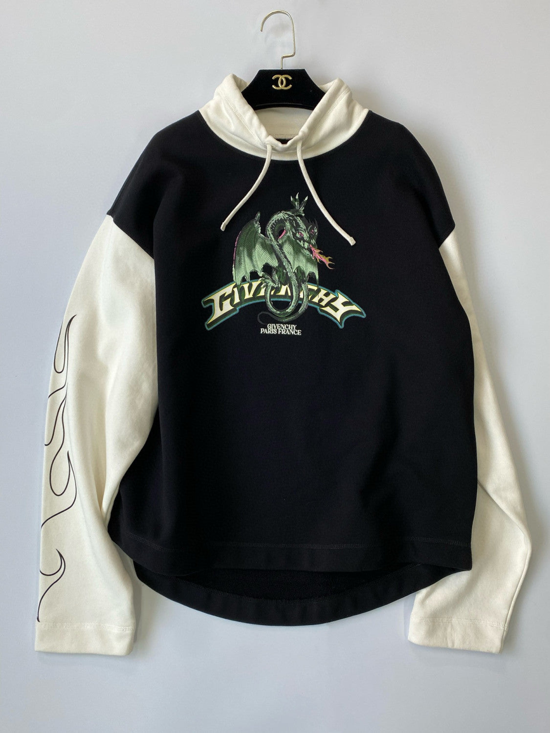 Men's Autumn and Winter Black and White Splicing Dragon Print Long Sleeved Hooded Sweatshirt Pullover #98126