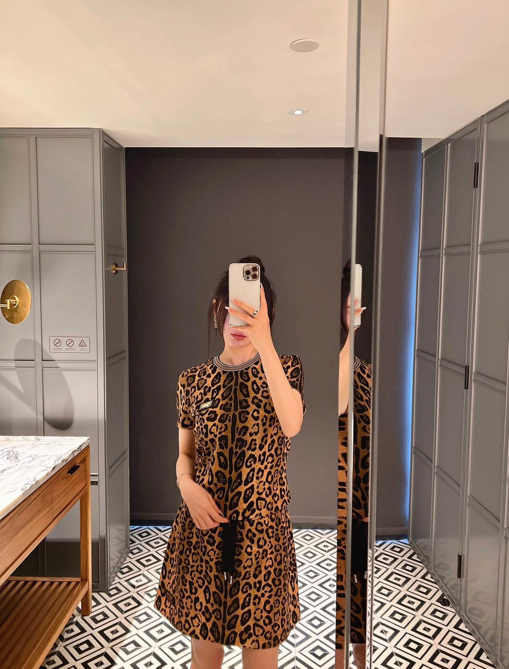 Women's Summer Leopard Crespo Cotton Round Neck Short Sleeve T-Shirt Casual Mini Skirt #71648