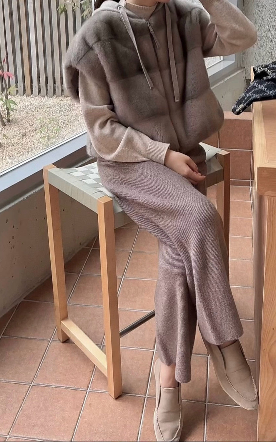 Women's Fall/Winter Wool Cashmere Knit Solid Color Zipper Drawstring Full-Length Mink Hooded Vest Ngvp #2518