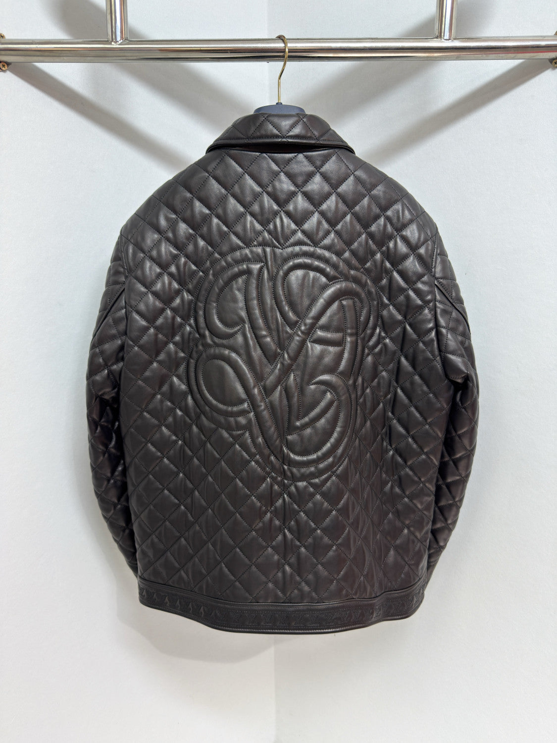 25fw Men's Jacket. Nappa Leather. Motorcycle Style. LV Beaded Logo Leather Jacket #83120A