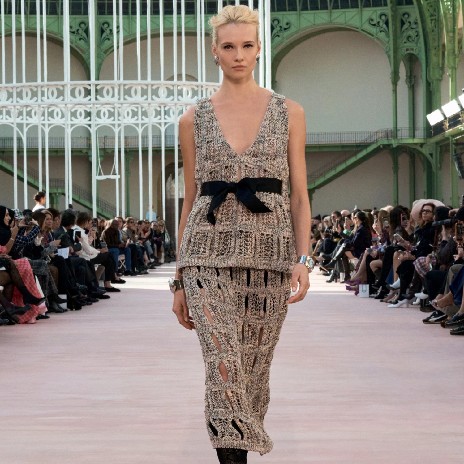 Women's Spring And Summer High Street Cotton Silk Hollow Bow Decoration V-neck Sleeveless Vest Casual Medium-length Knitted Half Skirt Ngvp #1526