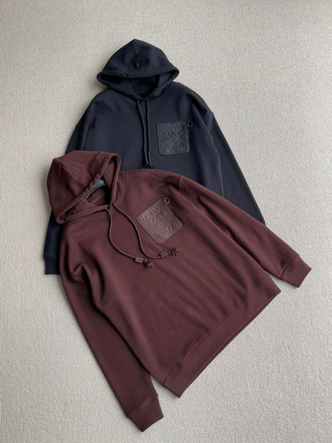 Men's Spring & Autumn Solid Color Logo Leather Label Drawstring Hooded Sweatshirt Pullover #98912