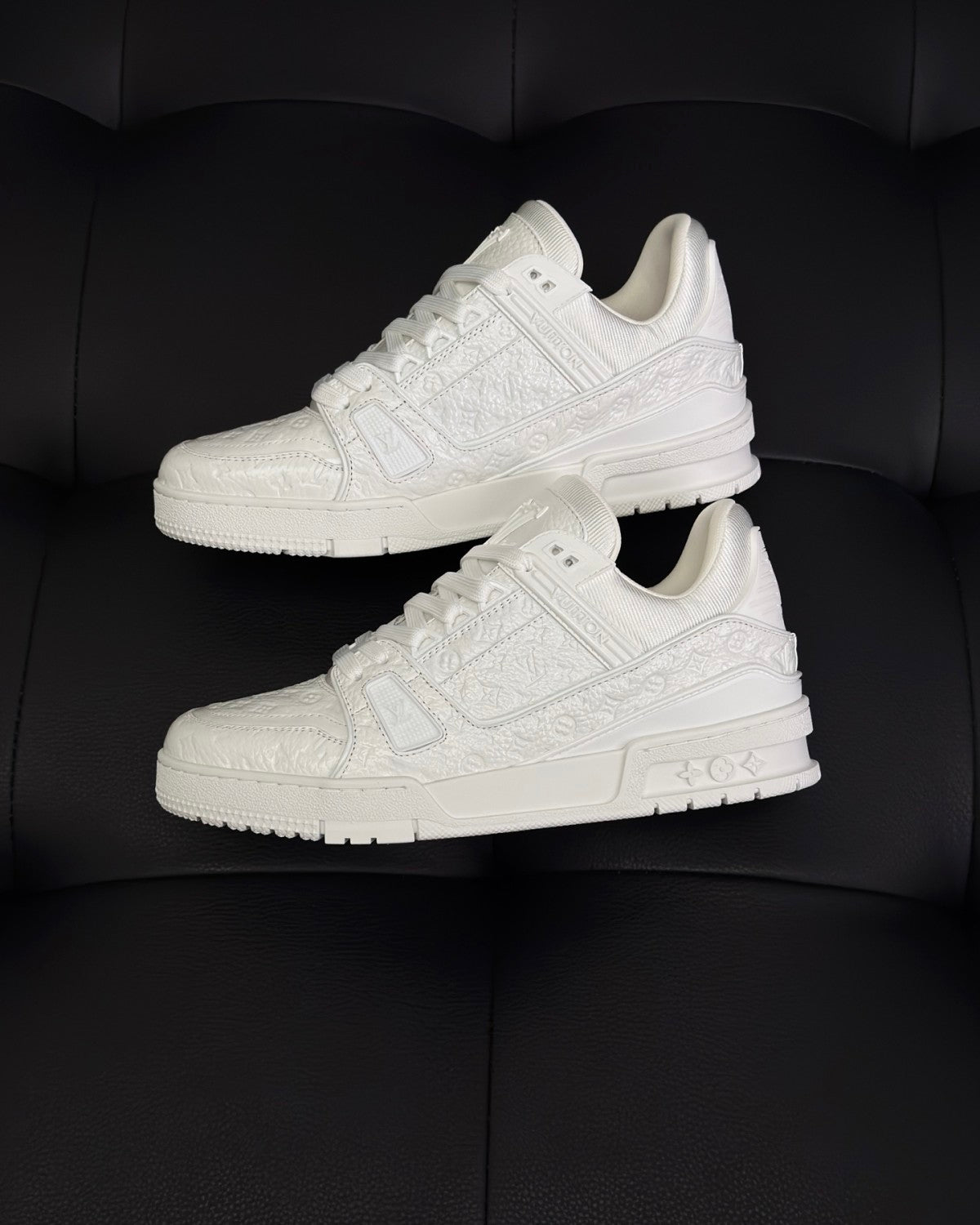 LV Trainer Men's And Women's Solid Color Lacquered Cowhide Leather Letter Print Low-top Lace-up Sneakers Shoes #77762