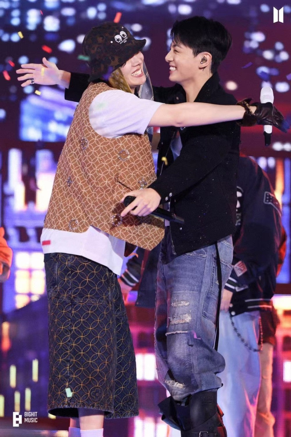 1Vx FW25 FallWinter Men's Collaboration Vest with Letter Print and Zipper Pockets #83218A