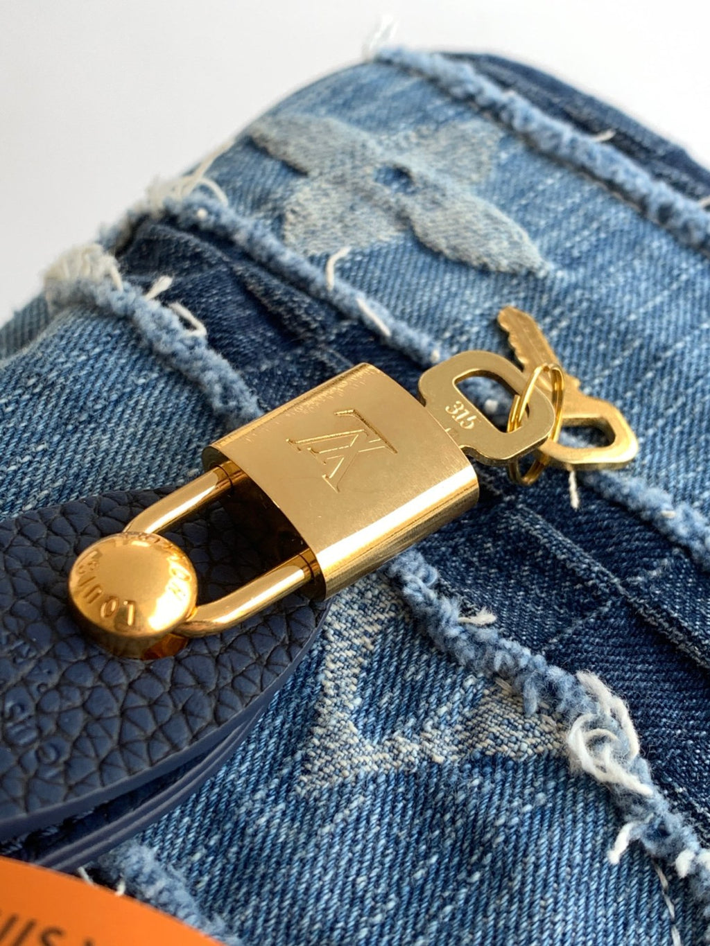 Men's Denim patchwork Premium 163c01 dynamic chip Shoulder bag Handbag Bags M15276 #193727