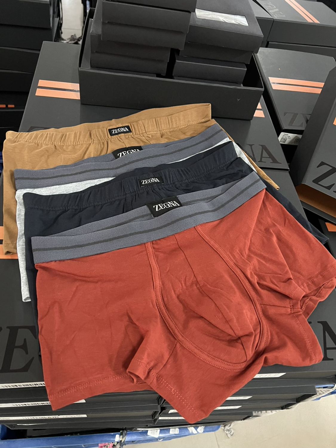 Men's Solid Colour Cotton Boxer Briefs 4 Piece Gift Set Underpant #76715