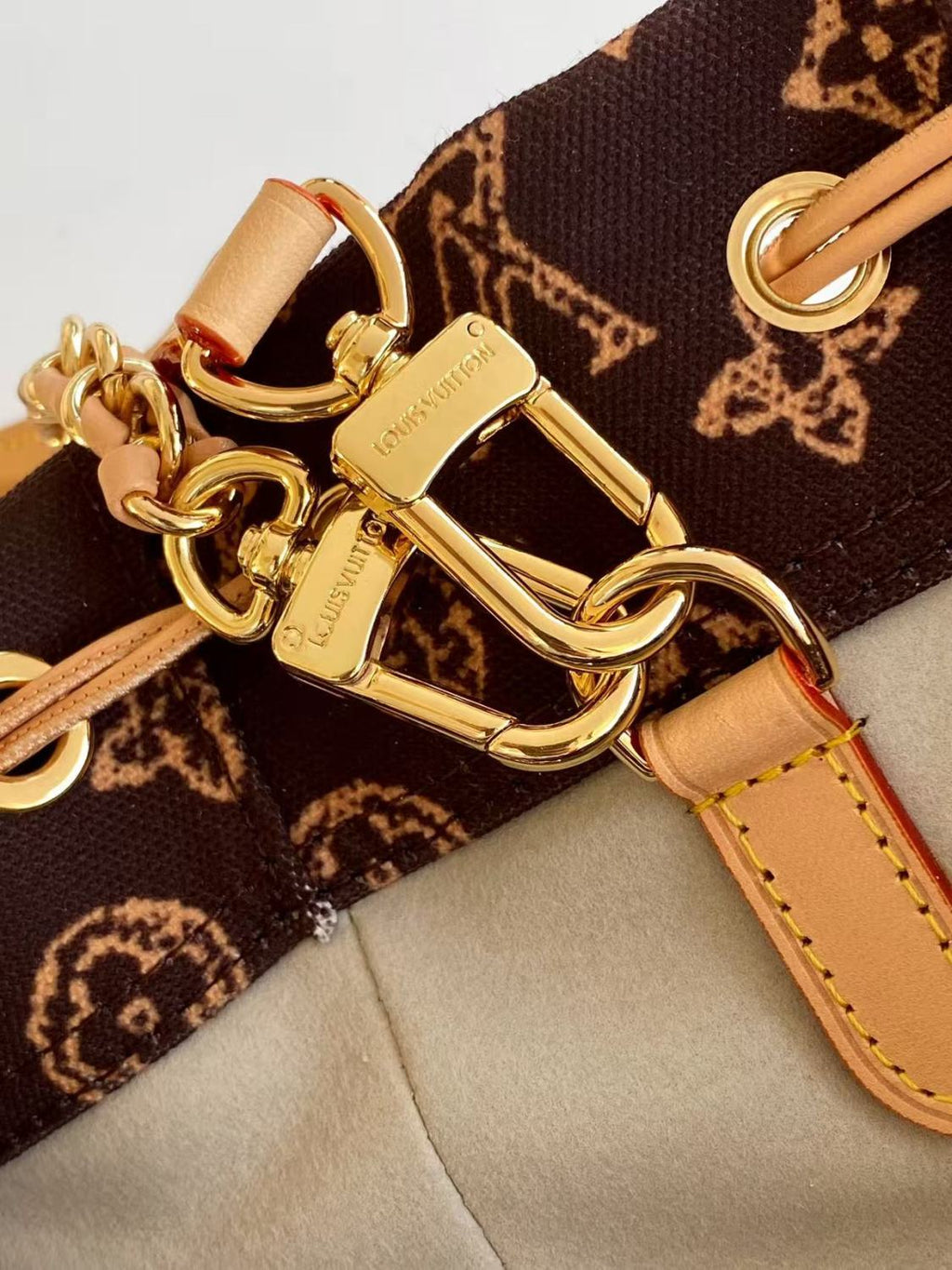 2025 Early Spring Collection Women's Classic No¨¦ Handbag M28103 Trunk Collection Monogram Reverse Canvas Handbag Shoulder Bag Bags #82543A