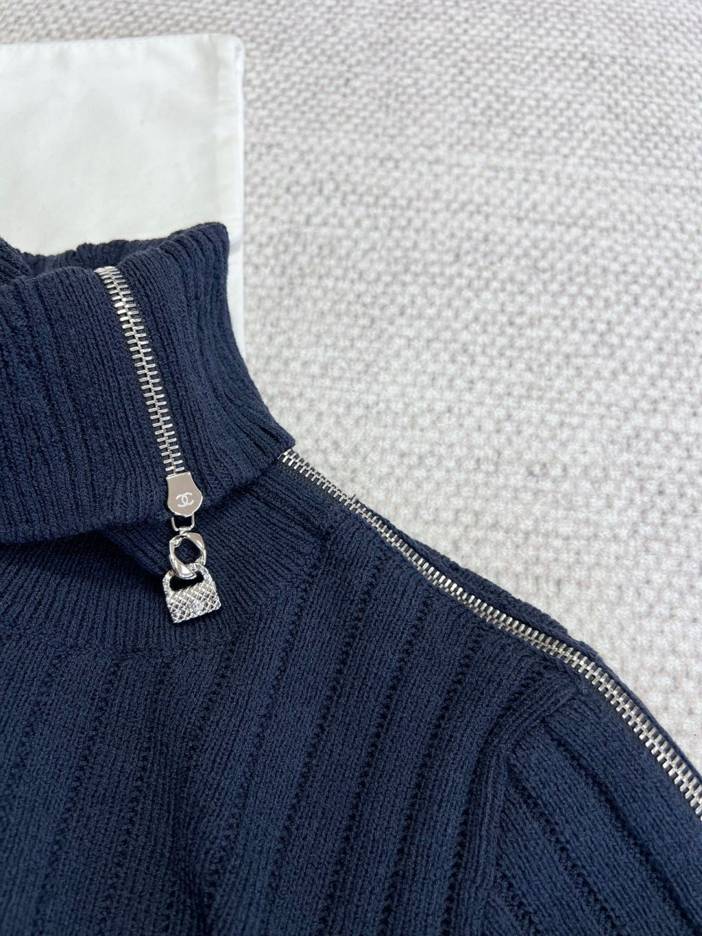 Women's Spring and Autumn Solid Color Slant Shoulder Zipper Wool Knit Sweater #73841