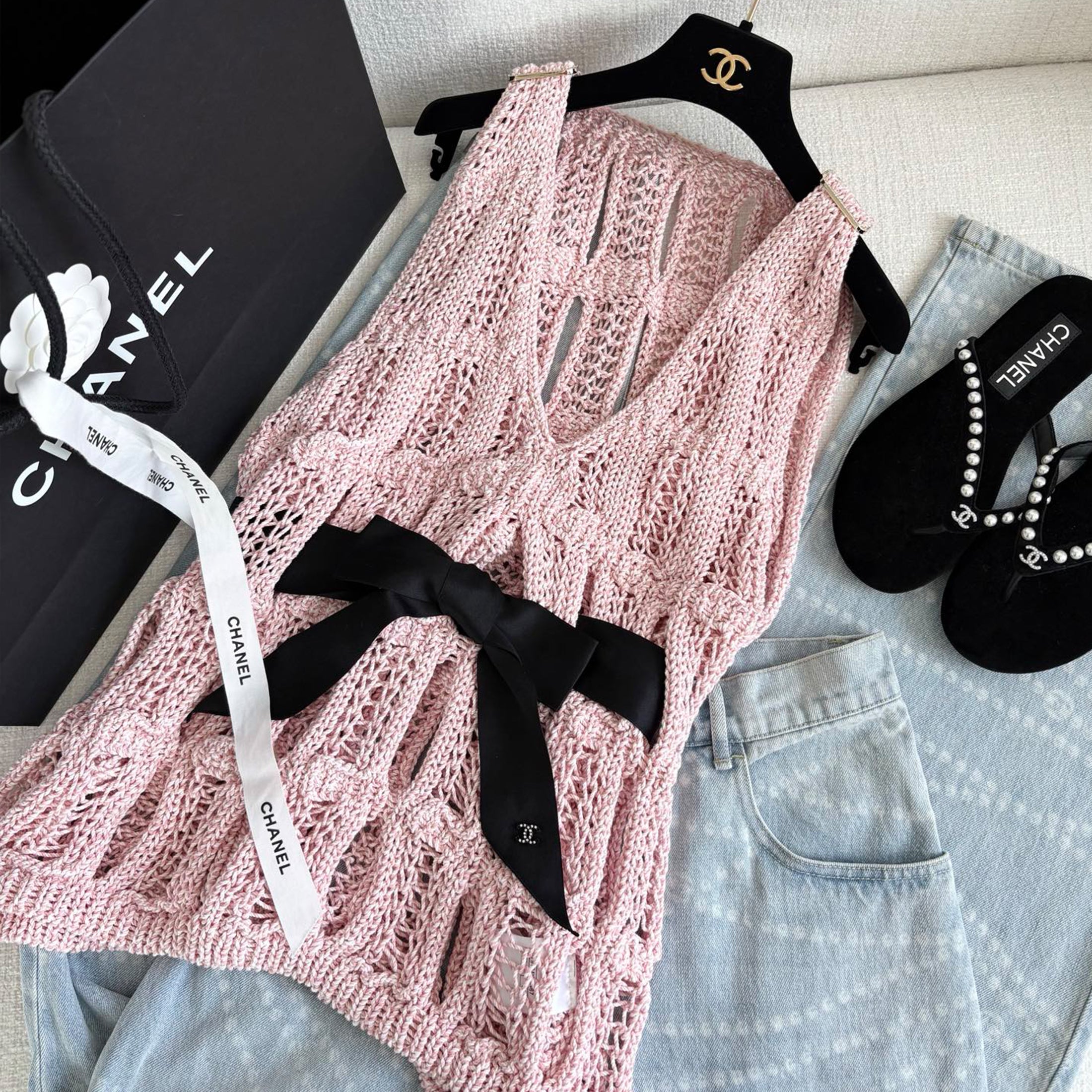 Women's Spring Summer Wispy Crochet Vest Knitted Top V-neck Sleeveless Vest T-shirt Ngvp #1597