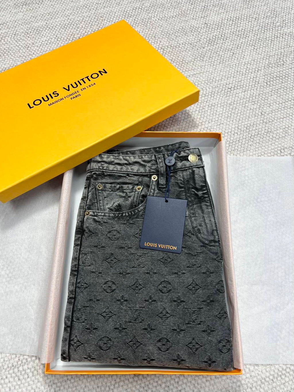 Women's Spring Autumn Solid Color Monogrammed Cameo Flared Cropped Jeans Pants #73921