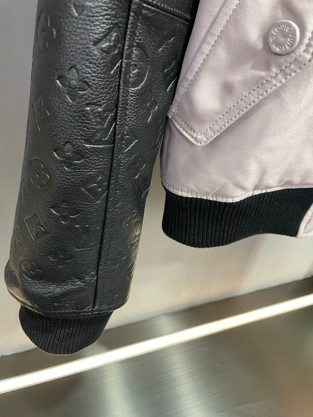 2025 FallWinter New Unisex Collared Fashion Baseball JacketLeather Jacket #83124A