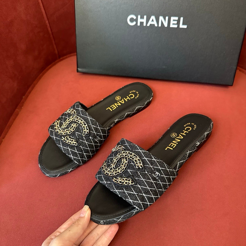 CC Women's Spring Summer Leather Logo Slippers Solid Color Woven Shoes Fashion Casual Trend Elegant Sandals #81417