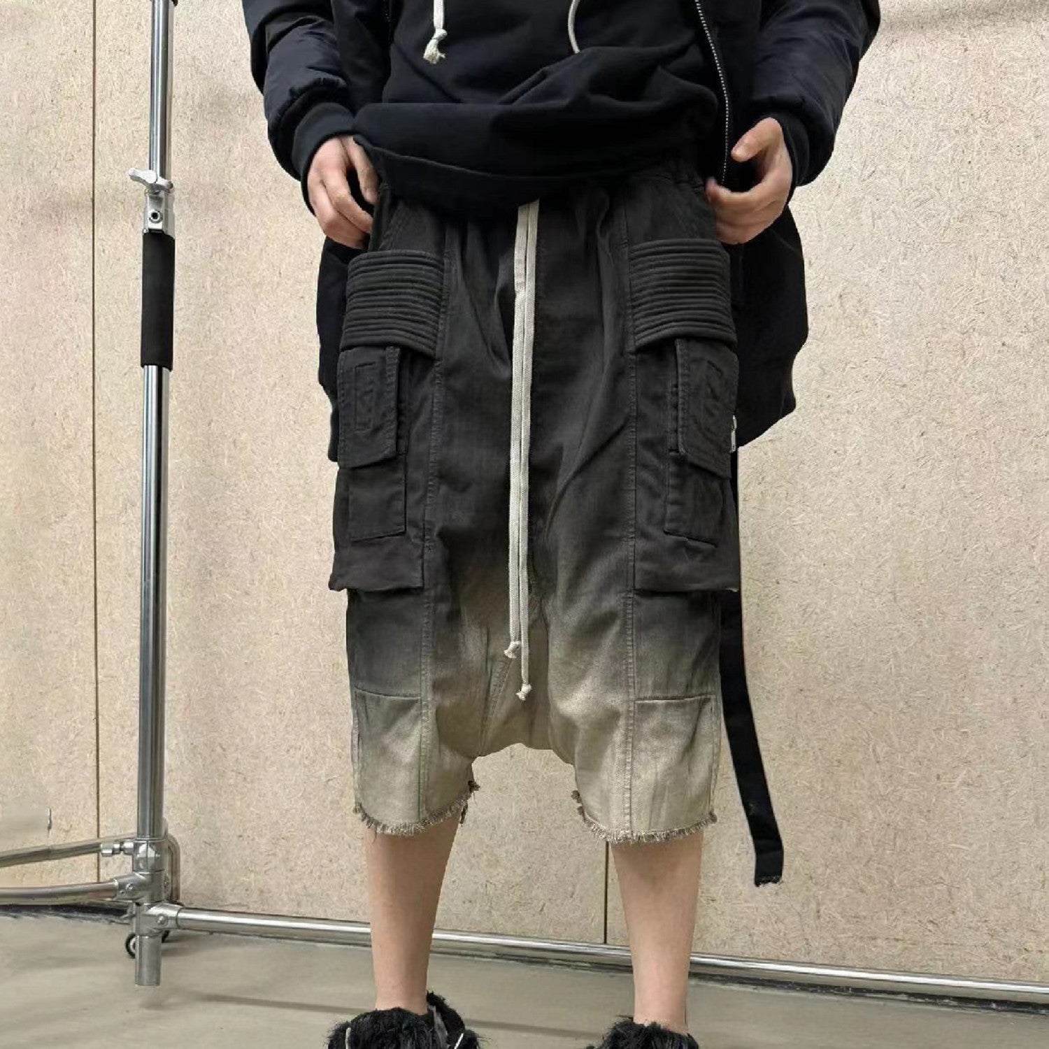 X Dekshdw Men's Spring/summer Vintage Distressed High Street Hole Breaking Denim Shorts Gradient Fringe Comfort Pants Ngvp #9313