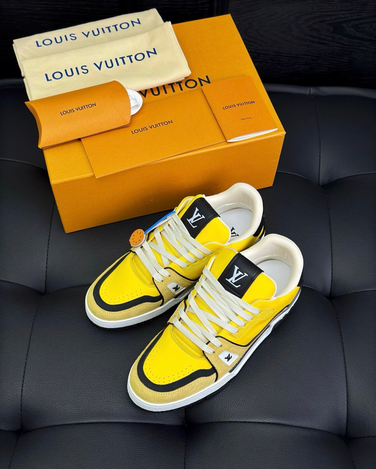 LV Trainer Men's And Women's Solid Color Cowhide Leather Round Toe Low Top Lace-up Sneakers Shoes #77891