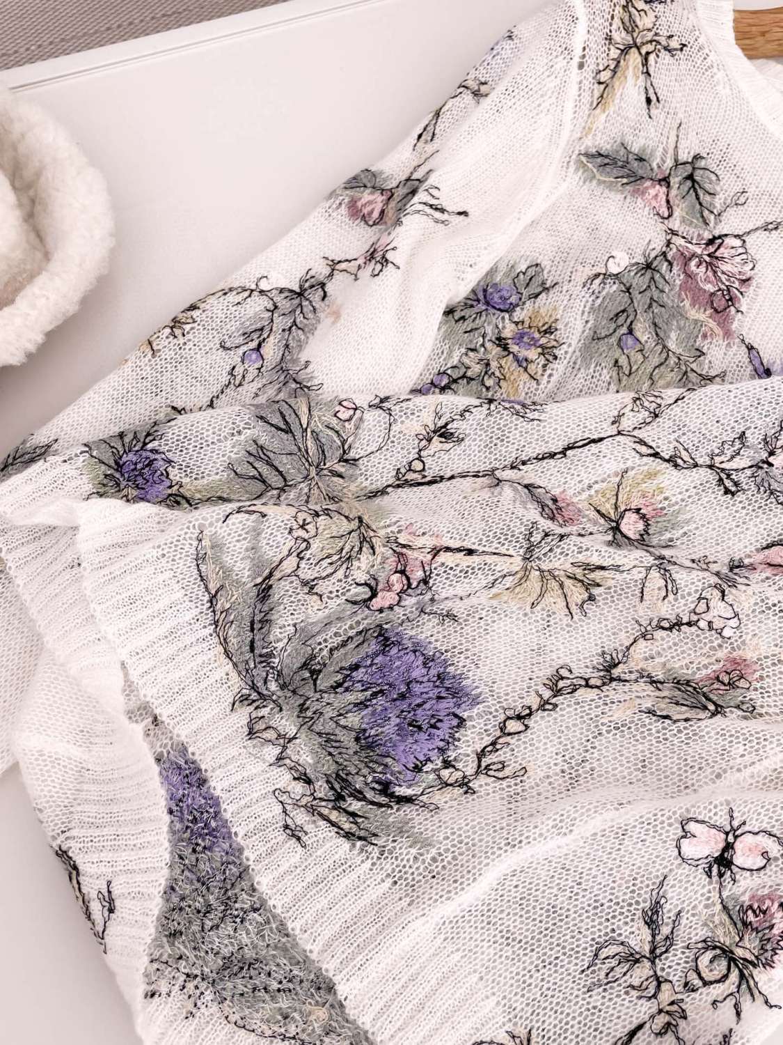 Women's Spring. Autumn And Winter Floral Embroidery Long Sleeve Solid Color Mohair Round Neck Pullover Fitted Sweater Ngvp 9753