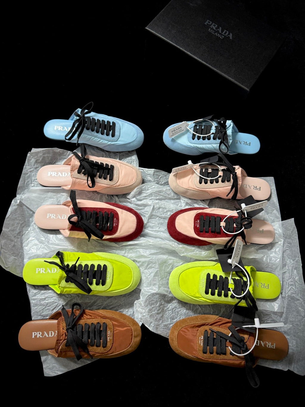 PR Women's Solid-color Nylon Fabric And Suede Low-top Lace-up Training Shoes #77761