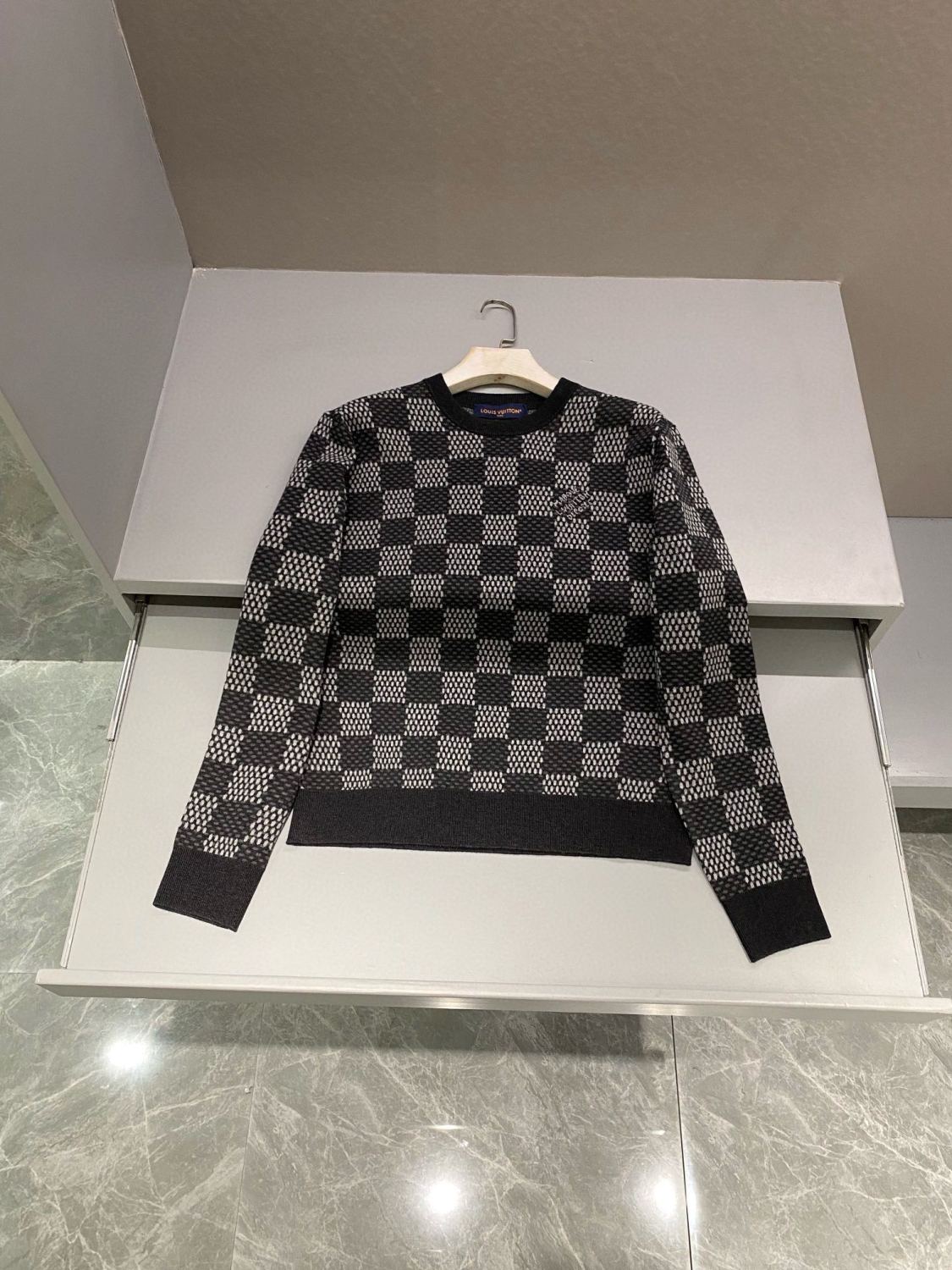 Men's Spring and Autumn Black Checkerboard Print Logo Pattern Round Neck Long Sleeve Sweater #73594