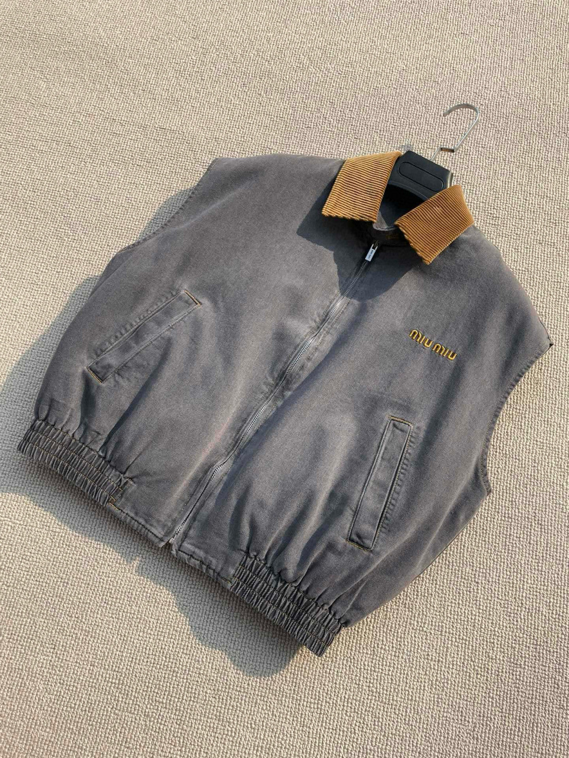 Women's Fall/Winter Logo Printed Splicing Lapel Zipper Closure Sleeveless Vest Jacket #76536