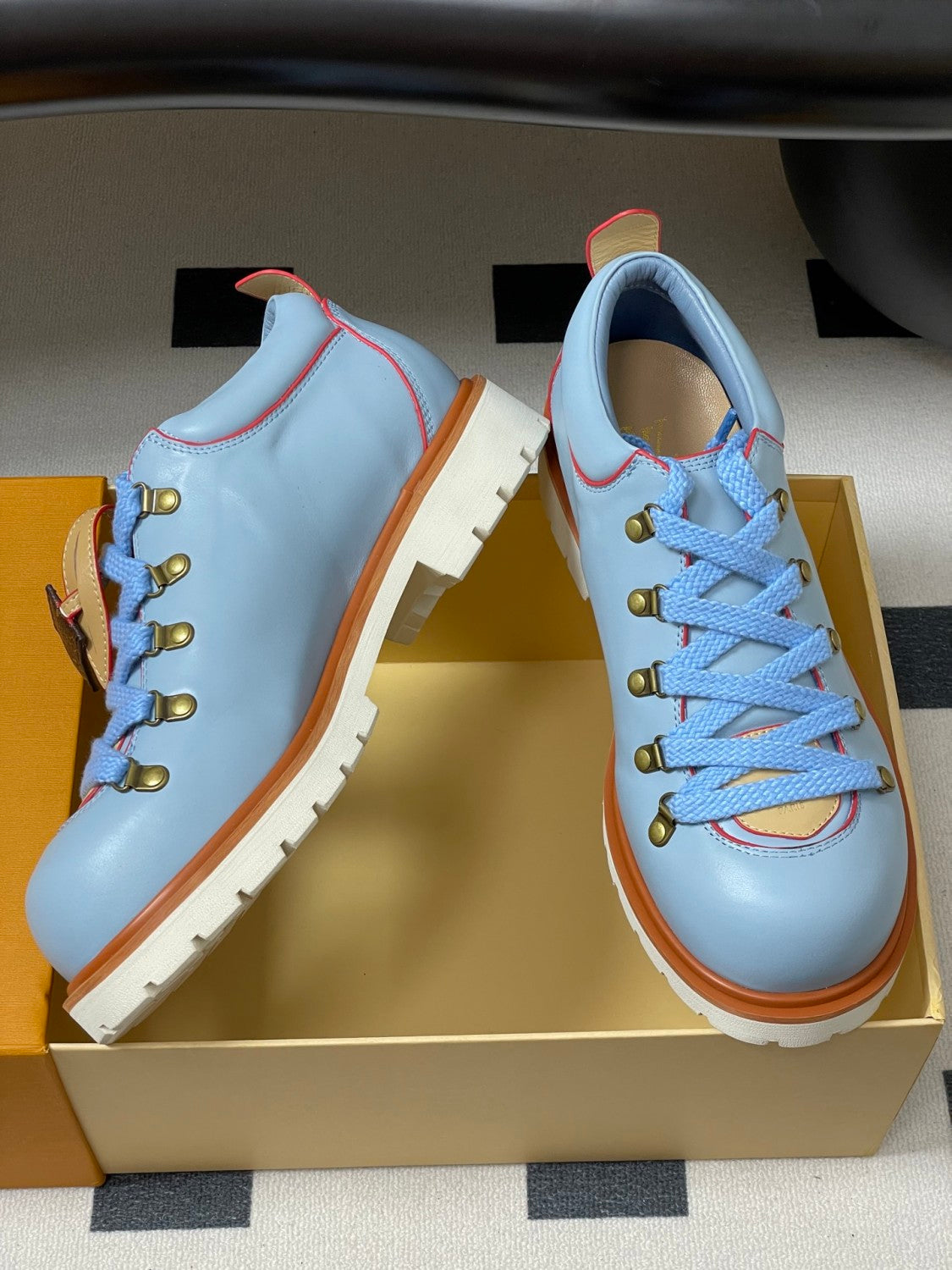 LV Remix Men's and Women's Summer Solid Color Cowhide Round Toe Lace-up Thick Sole Casual Shoes #77841