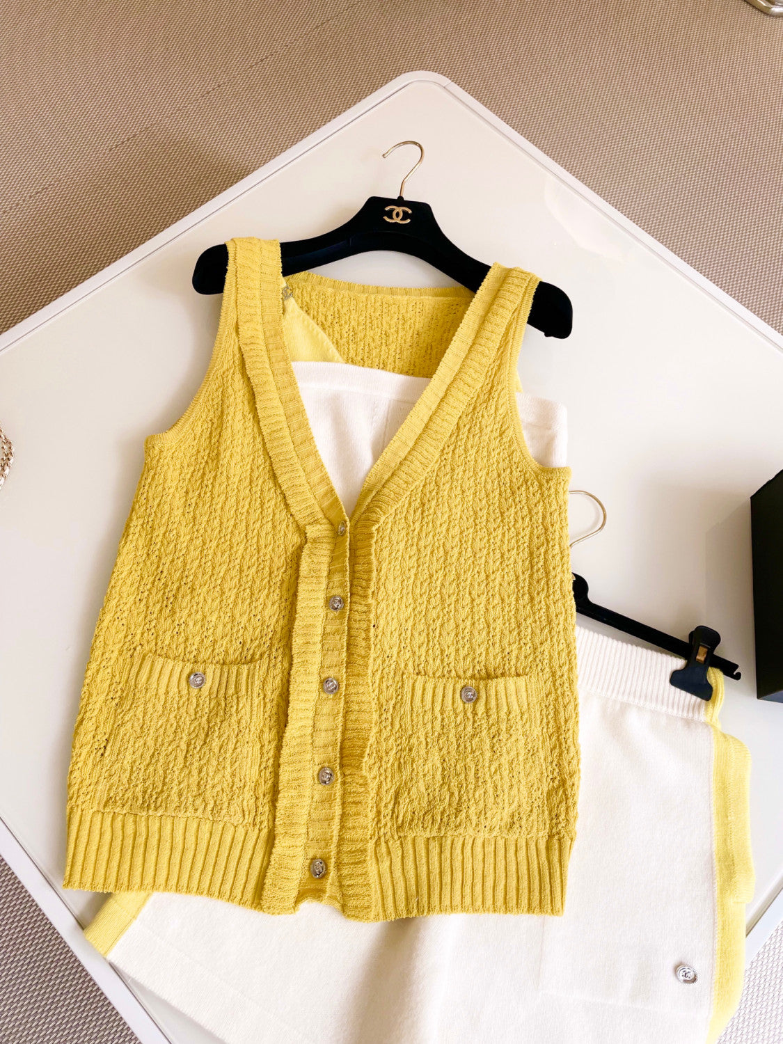 Women's Spring And Autumn Vintage V-Neck Cotton Knit Sleeveless Vest Ngvp #9877