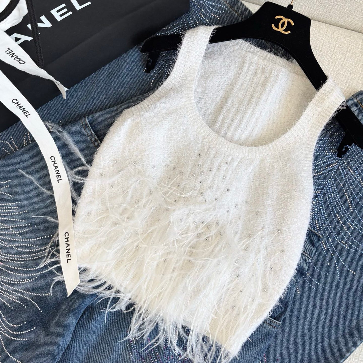 Women's High Street Spring And Summer Solid Color Feather Hot Drill U Neck Cotton Silk Sleeveless Pullover Undershirts Vest Ngvp #1547