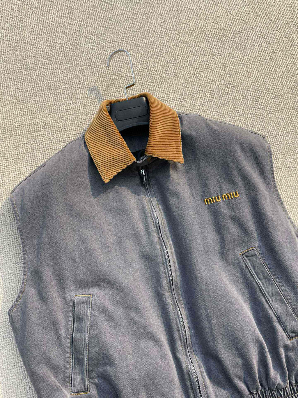 Women's Fall/Winter Logo Printed Splicing Lapel Zipper Closure Sleeveless Vest Jacket #76536