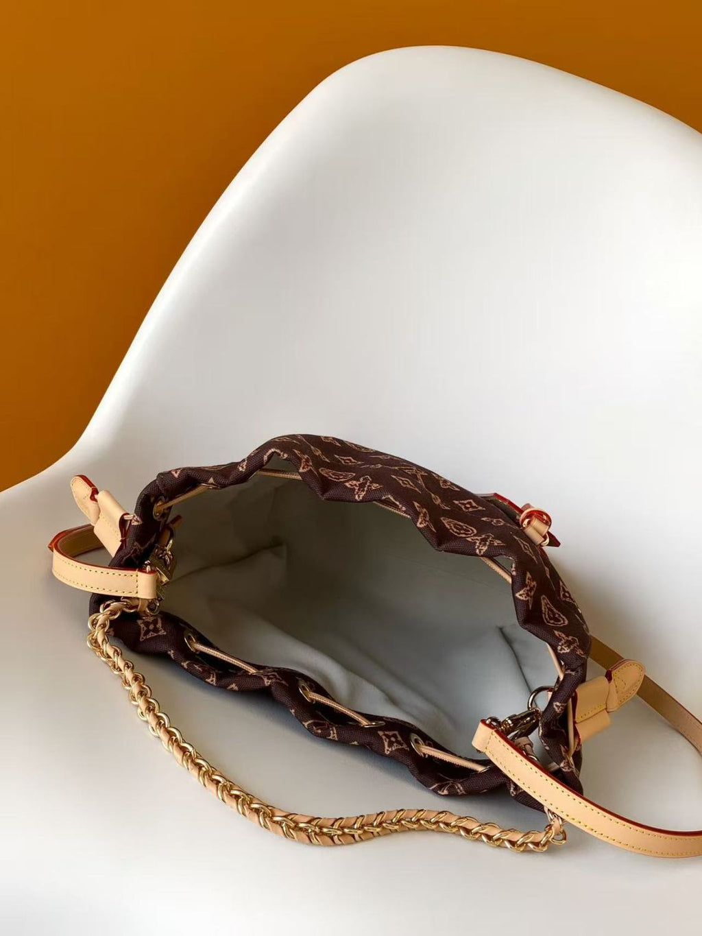 2025 Early Spring Collection Women's Classic No¨¦ Handbag M28103 Trunk Collection Monogram Reverse Canvas Handbag Shoulder Bag Bags #82543A