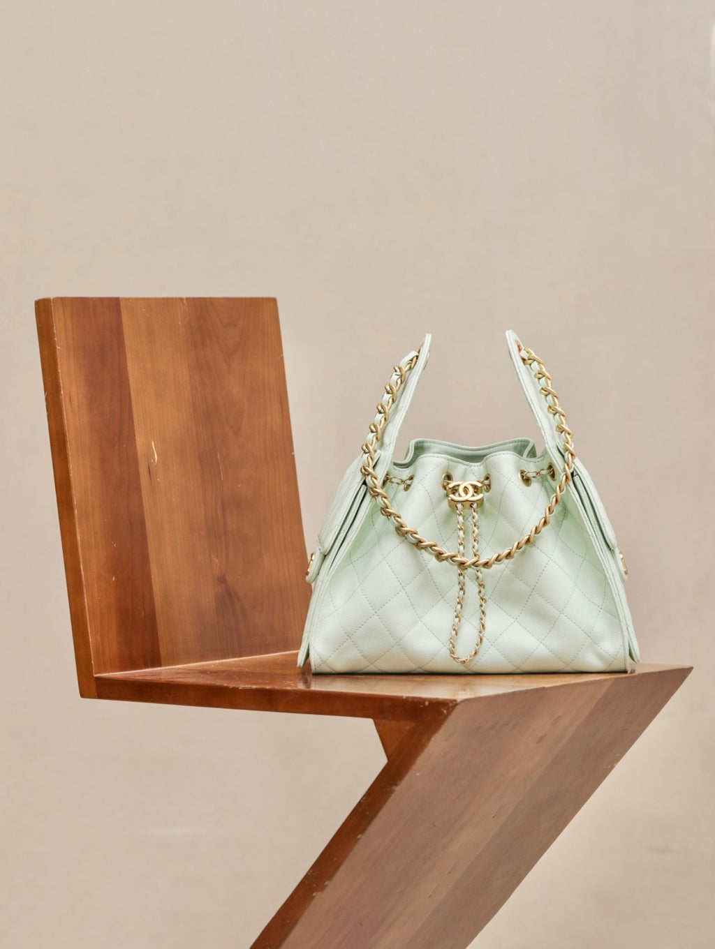 Women's Classic Double C Logo Solid Color Cowhide & Leather Tote Shoulder Bag Bags #77512