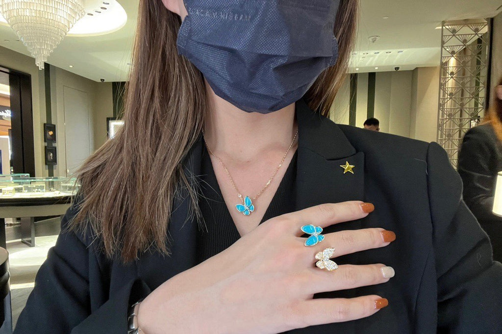 Women's Exquisite And Elegant V-Gold Material Two Butterfly Finger Ring. Pendant Necklace. Earring Set Accessories #71634