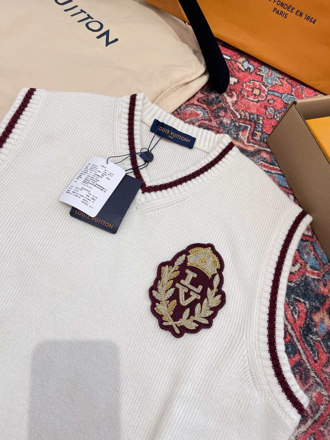 Women's Spring and Autumn Solid Color Embroidery Logo Decoration Fine Sister Sheep Wool Sleeveless Vest #74824