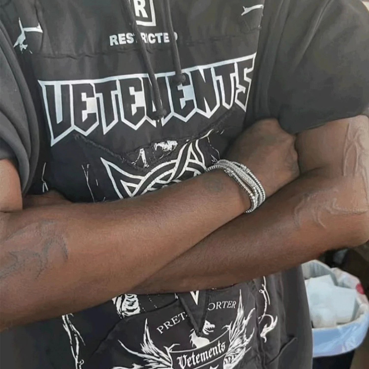 Vetements Men's Fashion Letter Graffiti Pentagram Embroidery Loose Black Zipper Long Sleeve Hoodie Ngvp #7796