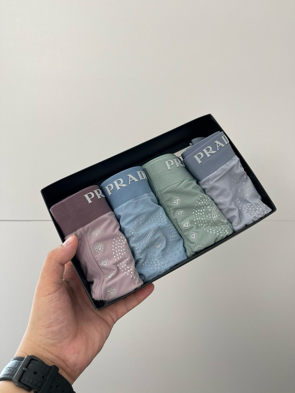 Men's Monogrammed Solid Colour Breathable Boxer Briefs Underpants Pack of 4 #99237