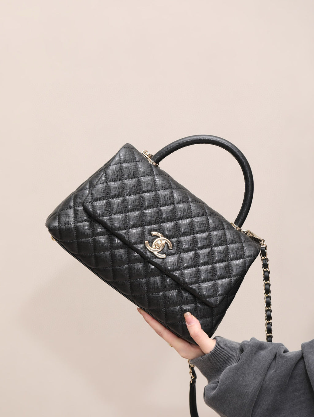 COCO Handle 16 Classic Logo Black Gold Leather Caviar Chain Shoulder Crossbody Mini Small Medium Women's Spring Summer Black Bag Bags #81386