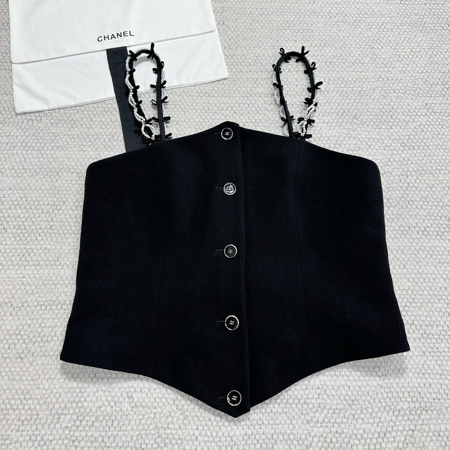 Women's Spring/Summer High-Street Single-Button Sleeveless Knit Embroidered Cropped Tank Top Vest Ngvp #2333