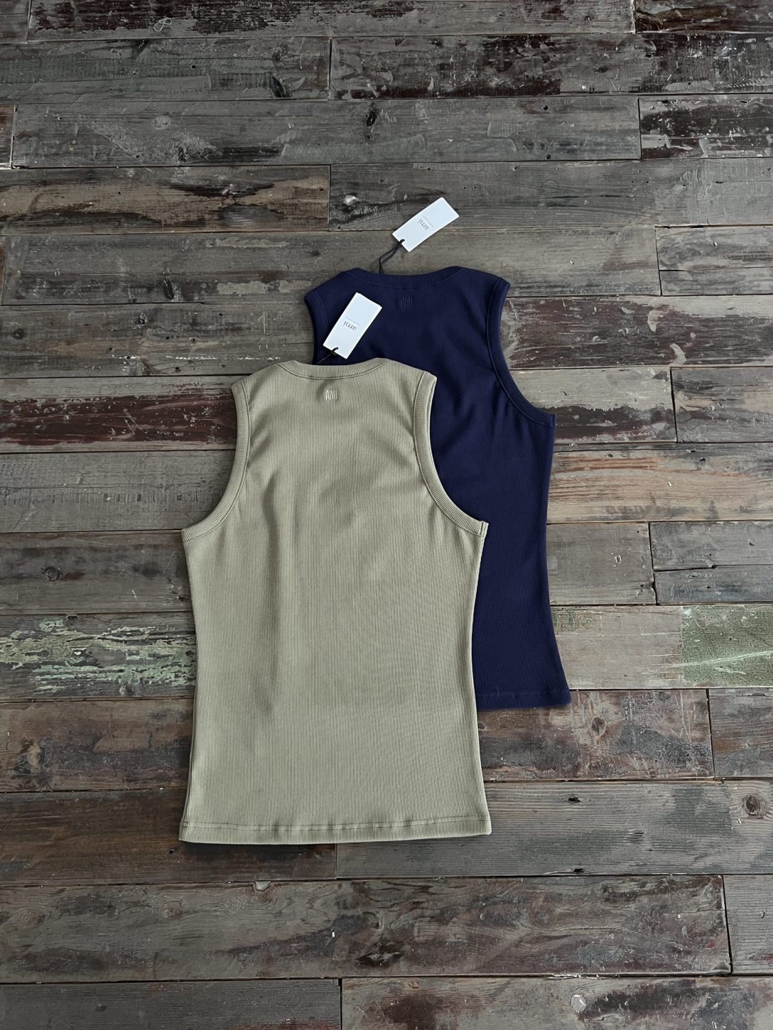 Ami Spring And Summer New Men's Solid Colour Adc Knitted Vest Love Heart Slim Sleeveless Round Neck Top Sleeveless T-Shirt #81153