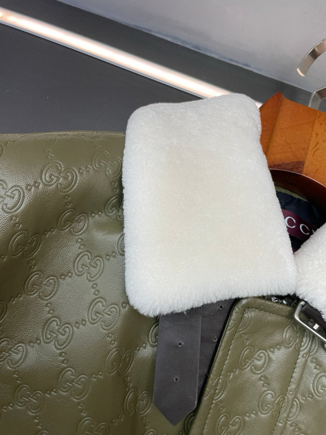 2025 FallWinter New Men's White Lambswool Collar Green Sheepskin Logo Embossed Fashion Jacket #83128A