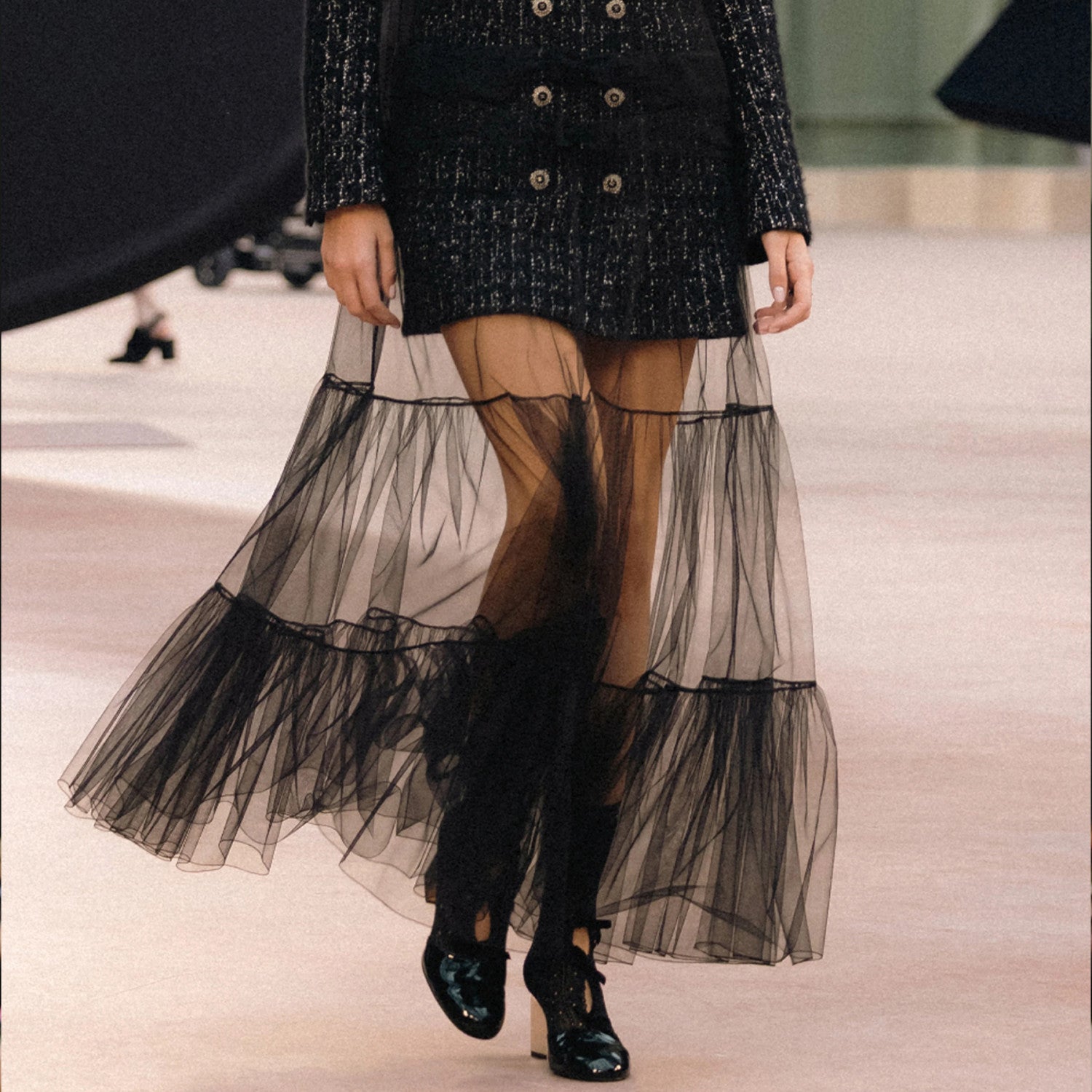 Women's Fall/winter Layering Sheer Lace Skirt Fashionable Trendy Elegant And Exquisite Skirt #192779