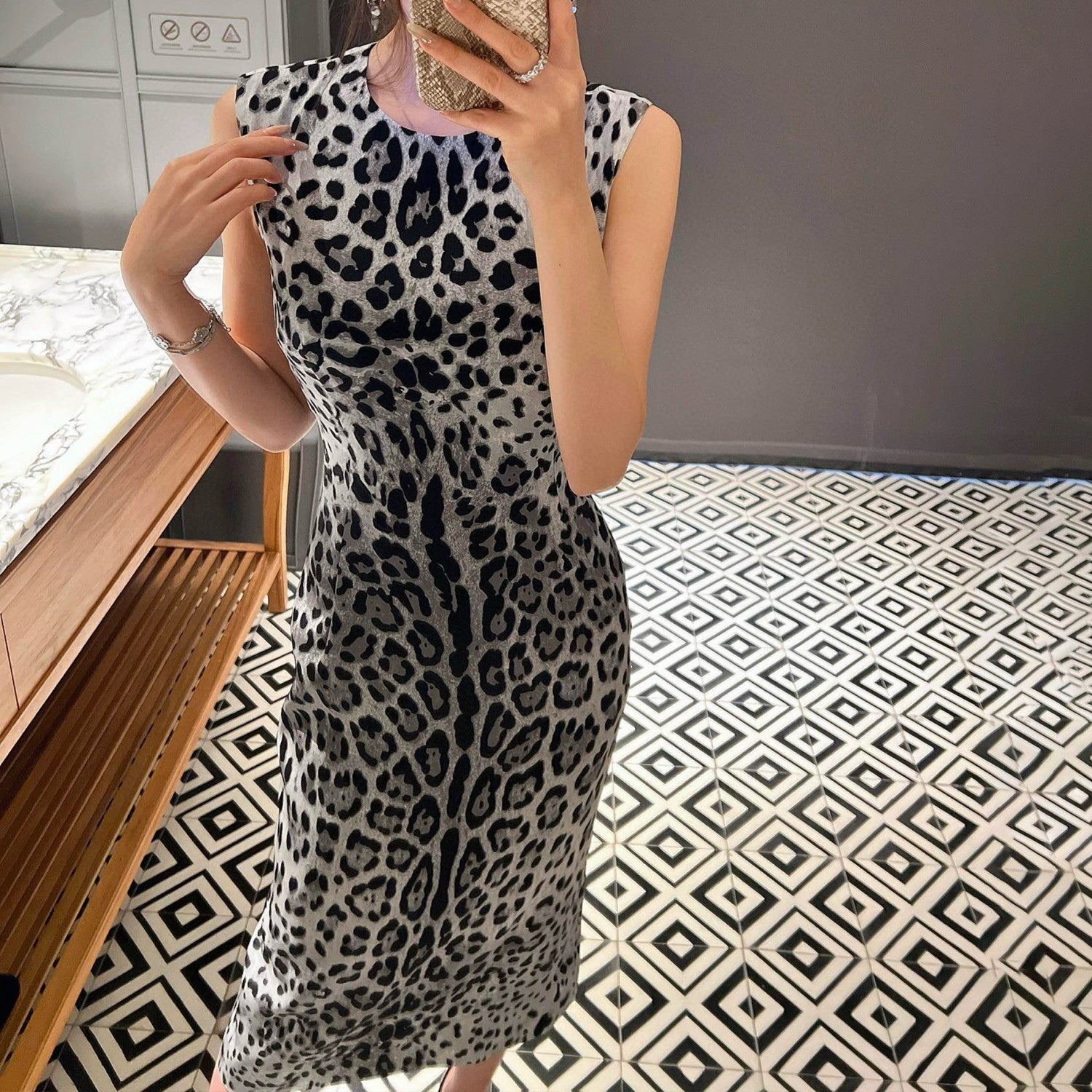 Women's Spring And Summer Leopard Print Mid-length Straight Dress Sleeveless Round Neck Temperament Elegant Long Dresses  Ngvp #9864