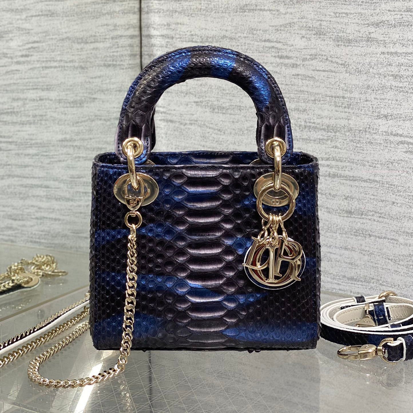 CD Lady Women's Solid Color Metal Pendant Detachable Chain Shoulder Strap Snake Skin Single Shoulder Crossbody Handbag Bag Bags #77722