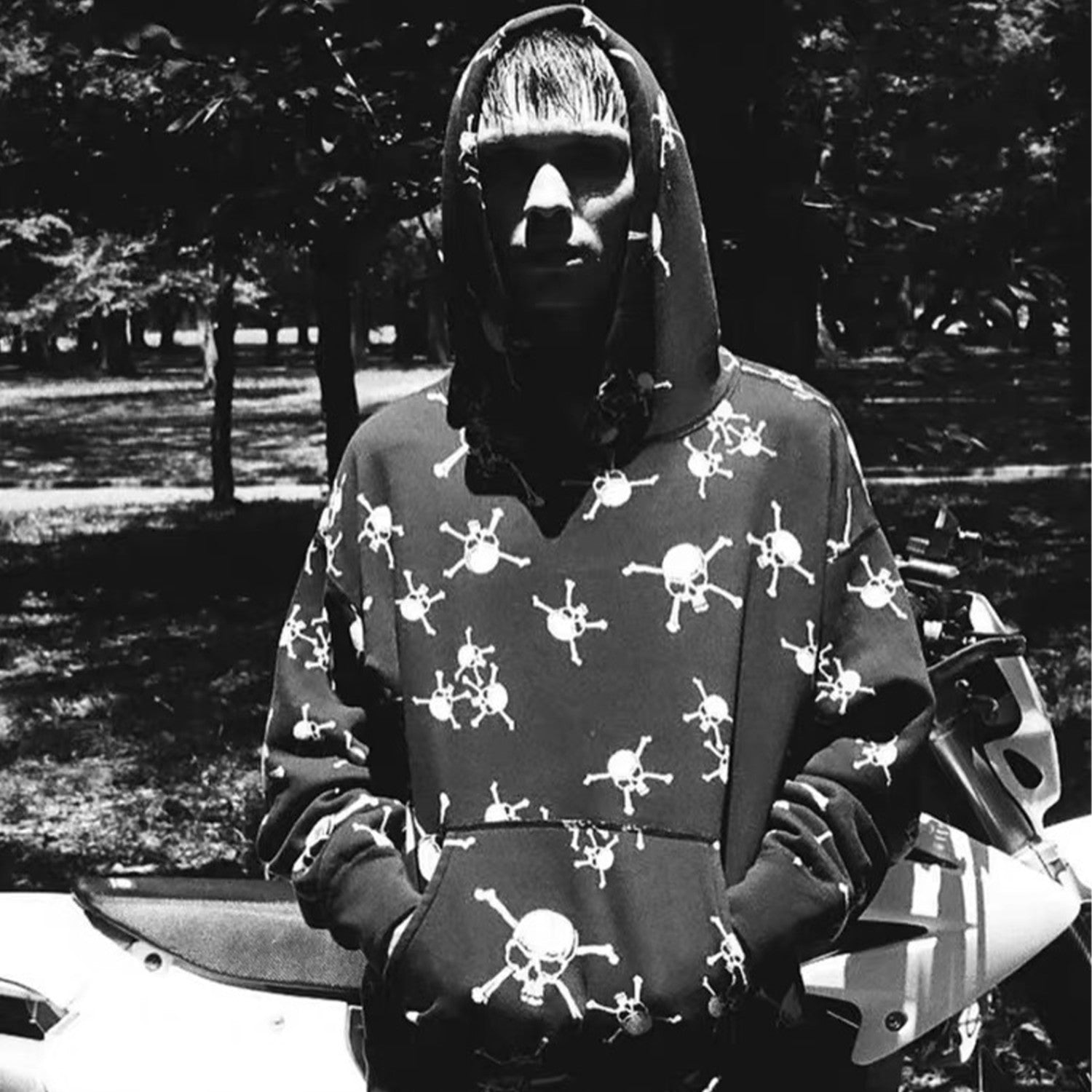 Men's Spring And Autumn Skull Print Long Sleeve Black Cotton Hooded Sweatshirt Ngvp #7944