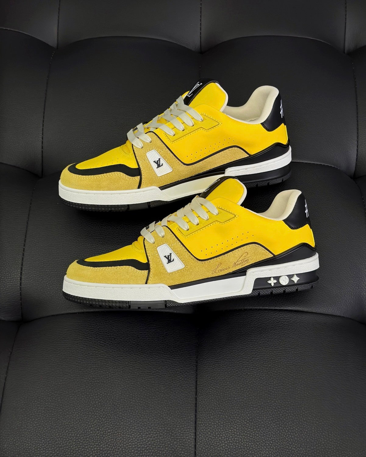 LV Trainer Men's And Women's Solid Color Cowhide Leather Round Toe Low Top Lace-up Sneakers Shoes #77891