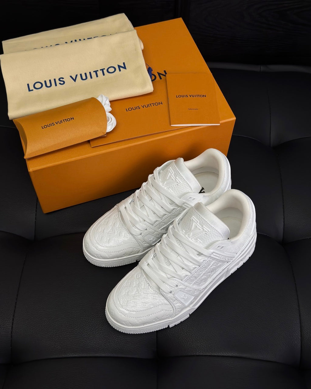 LV Trainer Men's And Women's Solid Color Lacquered Cowhide Leather Letter Print Low-top Lace-up Sneakers Shoes #77762