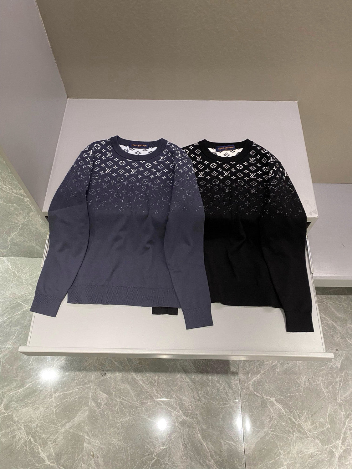 Men's Spring and Fall Gradient Logo Printed Round Neck Cotton Pullover Sweatshirt #98968