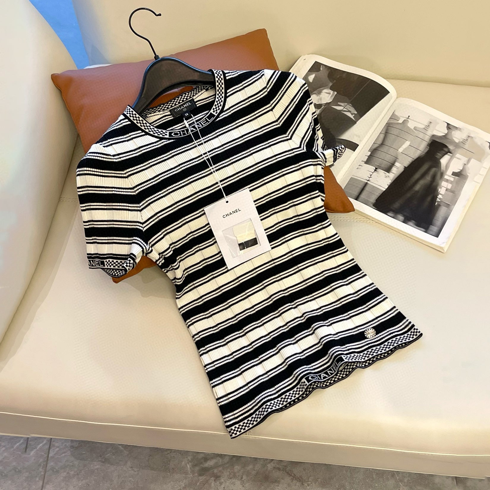 Women's Summer Black and White Striped Crew Neck Knit Short Sleeve Sweater Top #75878