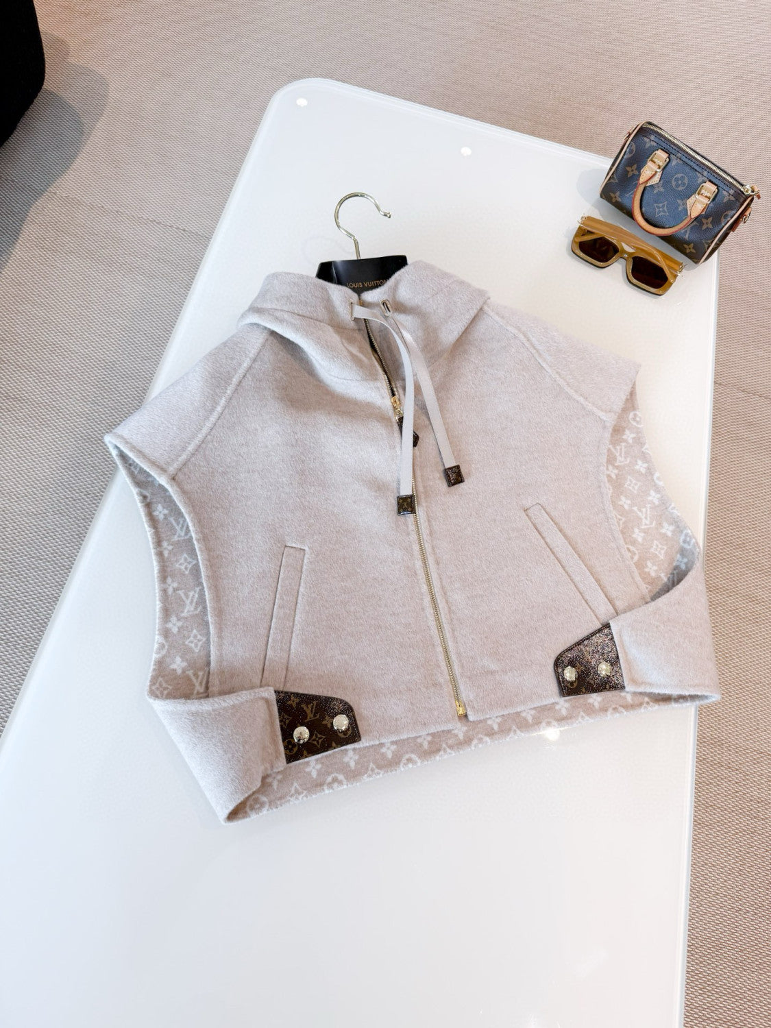 Women's Fall/Winter Fashion Casual Hooded Sleeveless Short Vest Jacket #78747