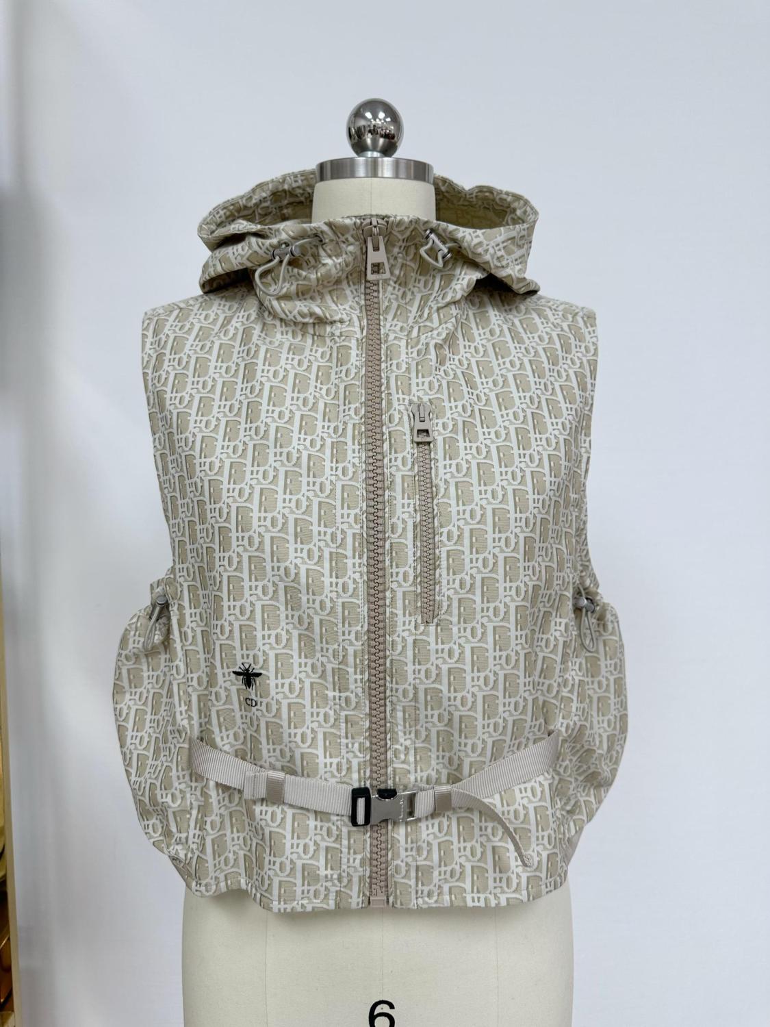 Women's Spring/Summer Logo Printed Solid Color Hooded Zipper Sleeveless Vest Jacket #76126